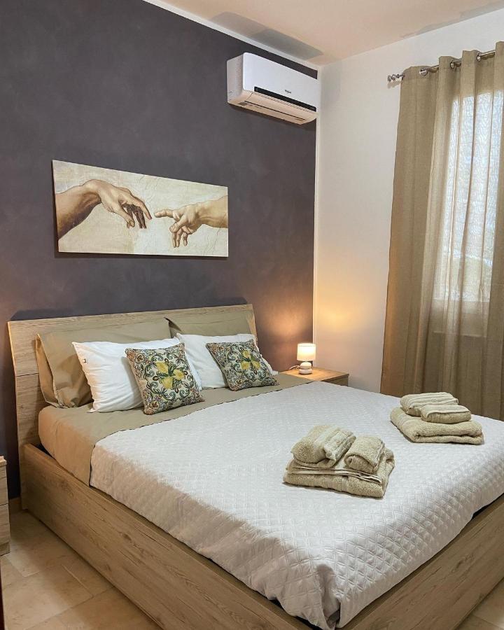 L'Oasi Dell'Eremita Apartment มอนเดลโล ภายนอก รูปภาพ